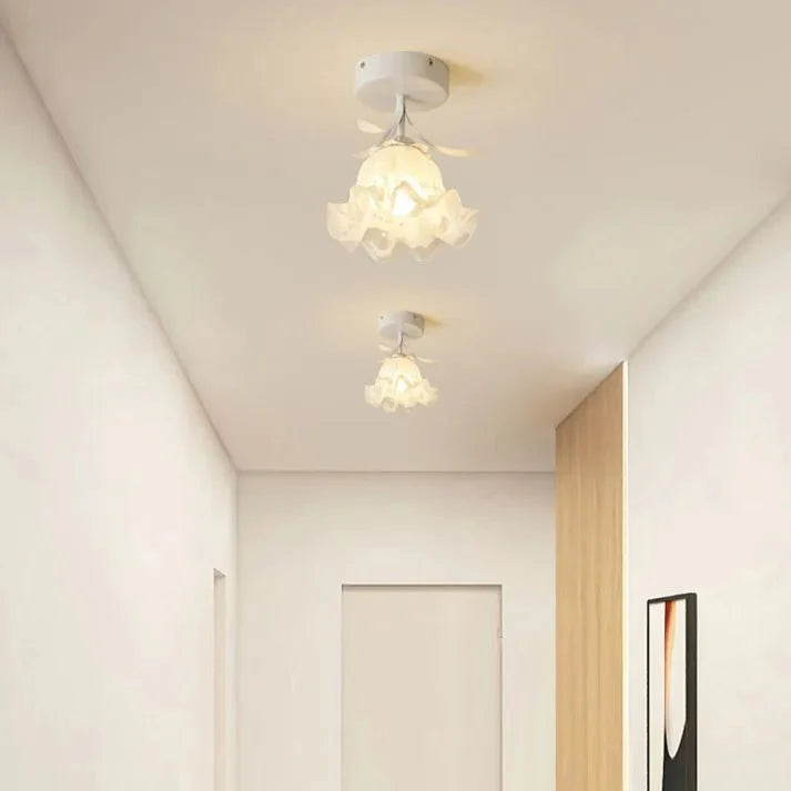 Lampe de plafond Tiffany simple avec mini-fleurs